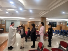 2025년도 대학수학능력시험을 위한 수능생과 가족 미사